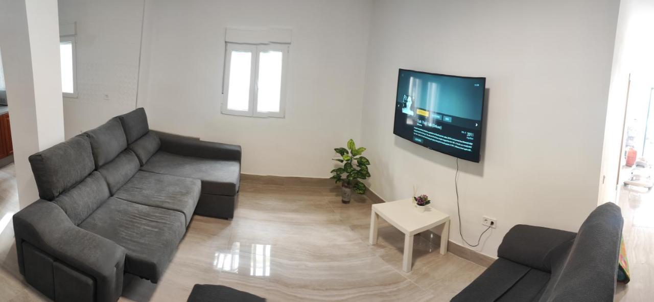 Precioso Bajo Muy Grande A 200 Metros De Playa Apartment