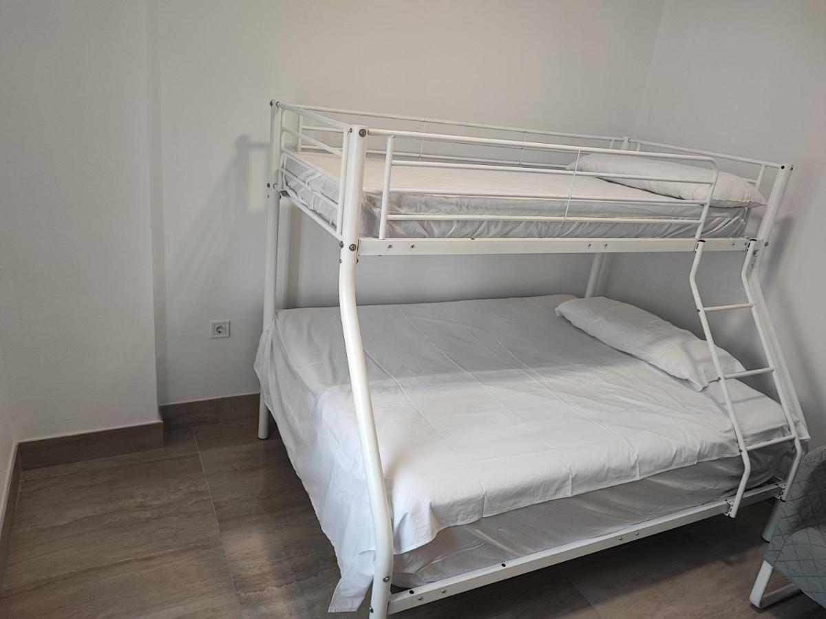 Precioso Bajo Muy Grande A 200 Metros De Playa Apartment